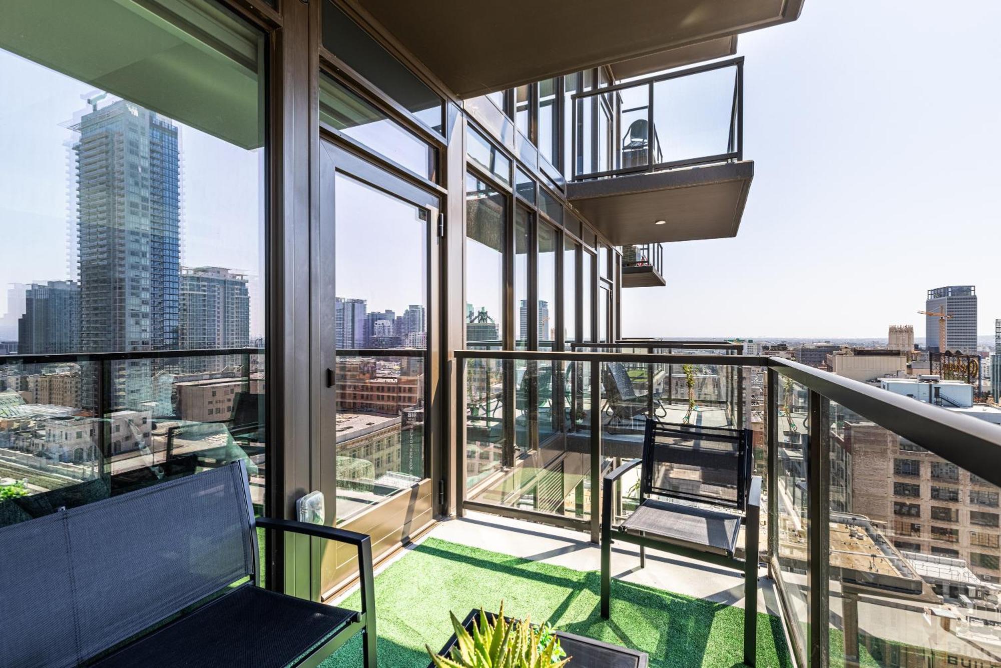 Top Floor 3 Bed 3 Bath Penthouse Living In Luxury Los Ángeles Exterior foto